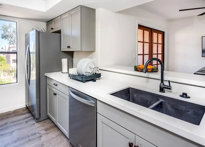 Holiday home Stylish 1bd In Of Old Town Heated Hottub