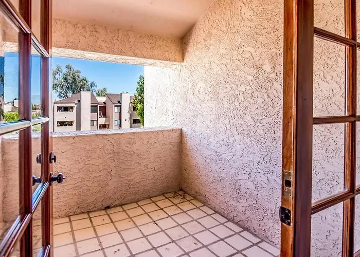 Holiday home Stylish 1bd In Of Old Town Heated Hottub *